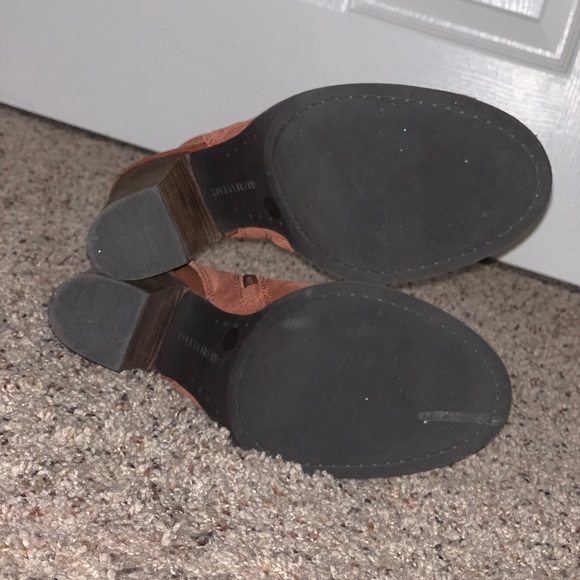 Lucky Brand Brown Floral Heels - Picture 3 of 5